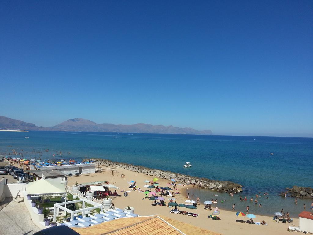 Casa Vacanze Daisy ตรัปเปโต ภายนอก รูปภาพ