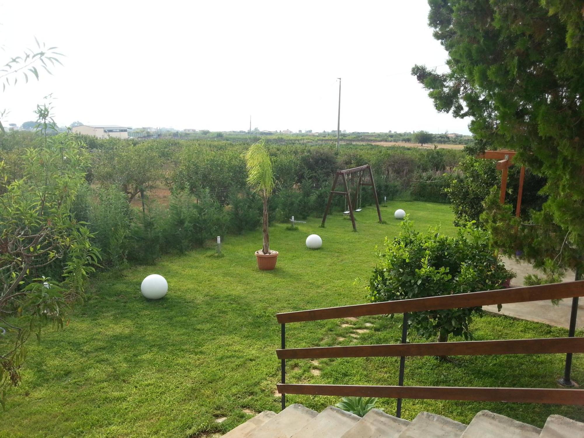 Casa Vacanze Daisy ตรัปเปโต ภายนอก รูปภาพ